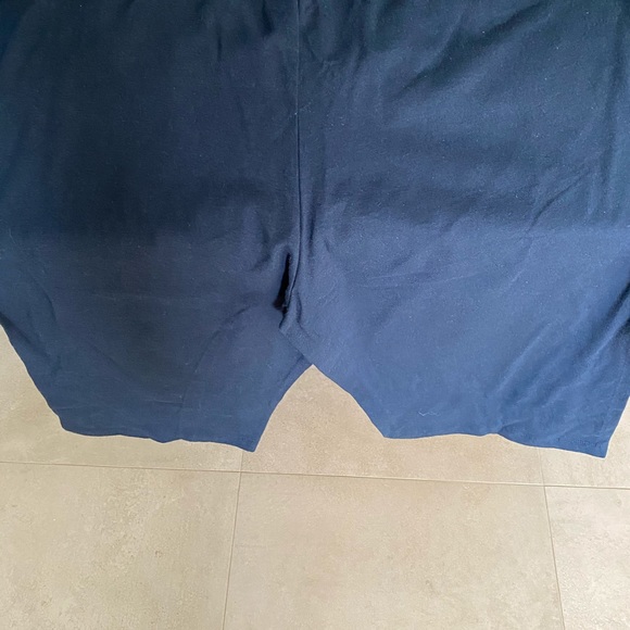 Navy Blue Capri - Picture 5 of 7